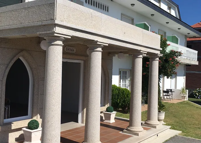 Πανσιόν La Paz 3*